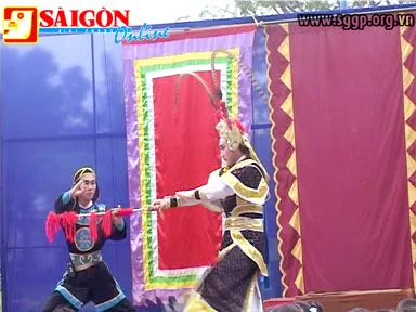 Hát Bội đến với các học sinh trường Nam Sài Gòn ảnh 2