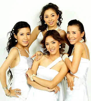 Nhóm nhạc 5 Dòng Kẻ mơ một live show trong năm tới