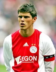 Huntelaar chính thức gia nhập Real