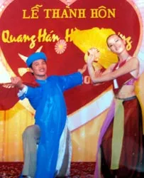 Vũ công đám cưới - Không chỉ vì tiền