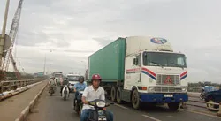 Cầu Đồng Nai có nguy cơ sập