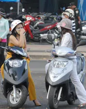 Chợ tình giữa ban ngày, cơ quan chức năng ở đâu?