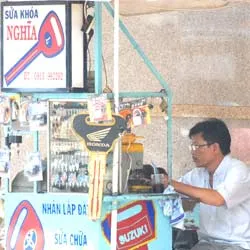 Mở ổ khóa,làm chìa:nghề sắp thất truyền!
