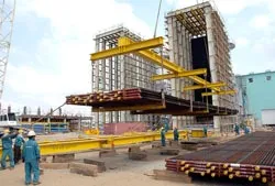 Thống nhất nhận thức về đánh giá tình hình, nêu cao tinh thần trách nhiệm, quyết tâm vượt qua những khó khăn trước mắt, tiếp tục đưa nền kinh tế phát triển ổn định, bền vững