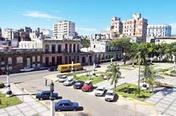 Cuba đẩy mạnh cải cách nhà đất và chính sách lương