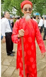 Cao muôn trượng Hùng Vương khí thế ảnh 3