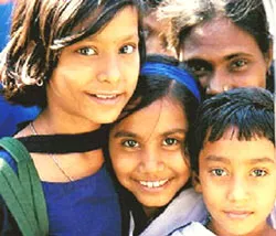 Ấn Độ: Khổ vì sinh con gái!