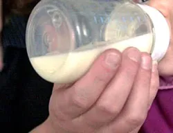 Canada: Cấm bình sữa chứa bisphenol A
