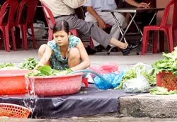 Mọi người phải… tự cứu!