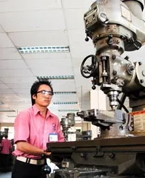 Hà Nội và TPHCM: “Hụt hơi” với nguồn nhân lực chất lượng cao