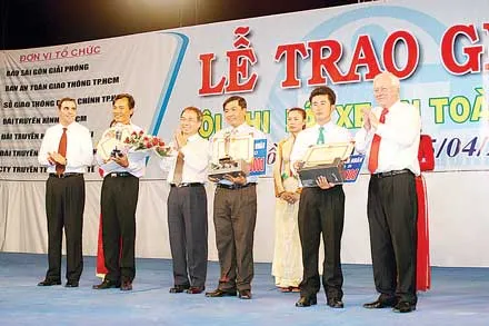 Gần 400 triệu đồng cho các giải thưởng “Lái xe an toàn 2008”