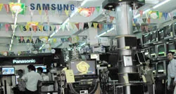 Thị trường điện lạnh ở Đà Nẵng - Sức mua “đua”... cùng thời tiết!