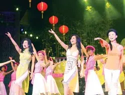 Nghệ sĩ hải ngoại - Trăm dòng sông trở về với biển… ảnh 2