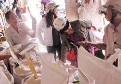 Thị trường gạo: Tin ảo - “sốt” thật