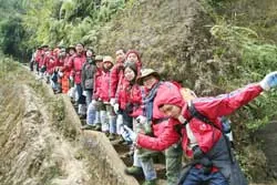 Du lịch mạo hiểm và chinh phục Phanxipăng