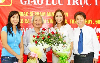 Vang mãi những bài ca đi cùng năm tháng