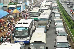 Khắp nơi tưng bừng khai hội du lịch nhân lễ 30-4 và 1-5