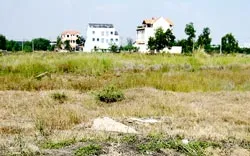 Dự thảo sửa đổi Luật Đất đai, kiến nghị thống nhất 1 giấy cho nhà và đất