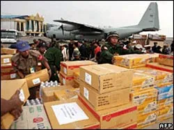 Myanmar: Bão đi qua, khó khăn để lại ảnh 2