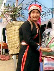 Bài 1: Náo nức phiên chợ