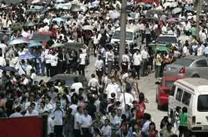 Một số hình ảnh về thảm họa động đất ở Trung Quốc ảnh 2