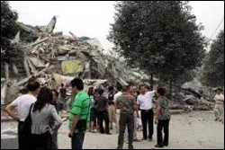 Một số hình ảnh về thảm họa động đất ở Trung Quốc ảnh 4