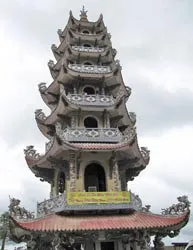 Linh Phước: Ngôi chùa có tháp chuông cao nhất Việt Nam