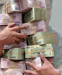 Sáng nay, lại nóng chuyện lãi suất