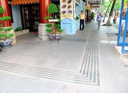 Vỉa hè ở TPHCM: S.O.S! Bài 2: “Thay áo” mới: 3 vấn đề đặt ra