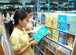 Chỉnh sửa chương trình, sách giáo khoa như thế nào?