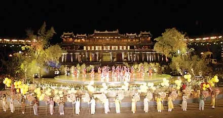 Festival Huế 2008: Nhiều lễ hội quy mô có tính lịch sử