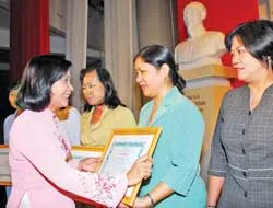 Trên 350.000 phụ nữ đạt danh hiệu xuất sắc 5 năm liền