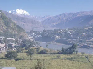 Tình báo Afghanistan: Bin Laden đang ẩn náu ở Pakistan ảnh 2