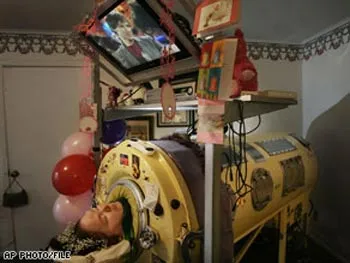 Dianne Odell - Người phụ nữ sống bằng máy phổi nhân tạo gần 60 năm đã qua đời