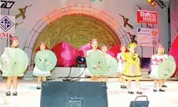 Chương trình từ thiện gây quỹ học bổng Vừ A Dính “Thắp sáng niềm tin”: Gần 7 tỷ đồng cho học sinh, sinh viên nghèo dân tộc thiểu số