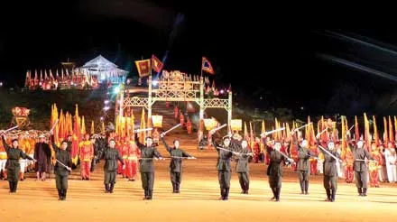 Tái hiện lễ đăng quang Hoàng đế Quang Trung: Dập dồn trống trận giữa ba quân