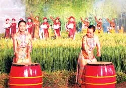 Đêm bế mạc Festival Huế 2008: Lời hẹn năm 2010