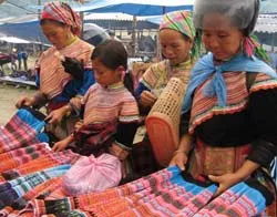 Chợ phiên Bắc Hà sẽ biến mất?