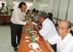 Tôi đi làm cộng tác viên báo chí