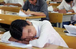 Chưa thành tài đã mang tật! ảnh 2