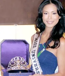 Hoa hậu Hoàn vũ  Riyo Mori: Một năm bận rộn với hoạt động từ thiện ảnh 3