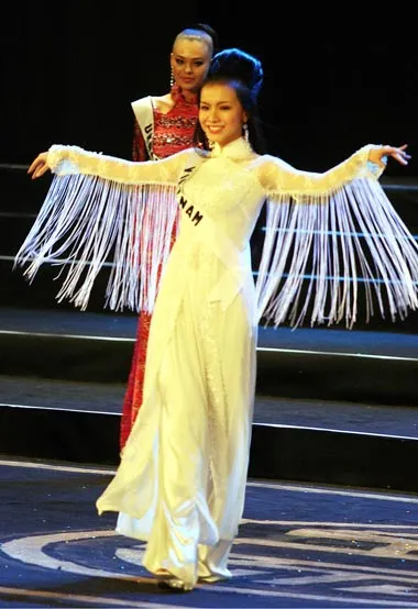 Hoa hậu Thùy Lâm