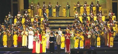 Áo dài - Nét đẹp không biên giới