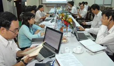 “Nóng” nhất vẫn là đất đai