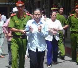 Mua bán hóa đơn GTGT khống, 3 bị cáo lãnh án