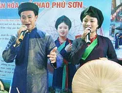 3X sắm “dế”, hát quan họ… ảnh 2