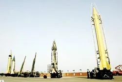 Iran đủ khả năng sử dụng máy bay tấn công tàu Mỹ