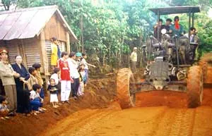 Làng công nhân dân tộc thiểu số