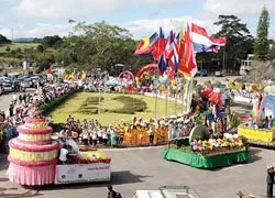 Đôi điều bàn thêm về mùa văn hóa, thể thao