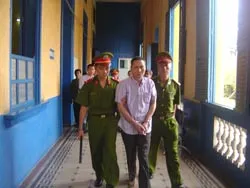 Tử hình kẻ bất hiếu,sát hại mẹ nuôi